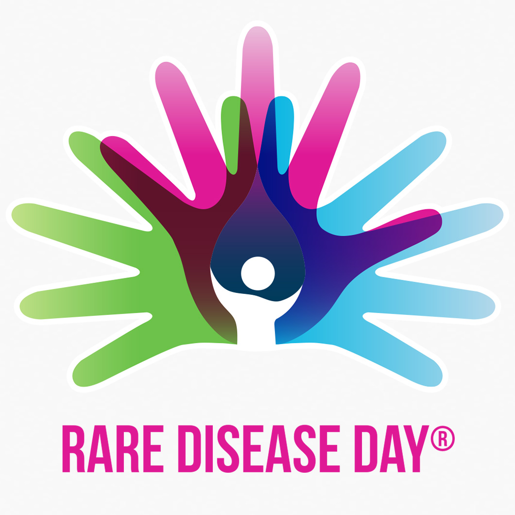 Logo de la campagne « Rare Disease Day® » représentant plusieurs mains colorées formant une plume, symbole de solidarité et de sensibilisation aux maladies rares.