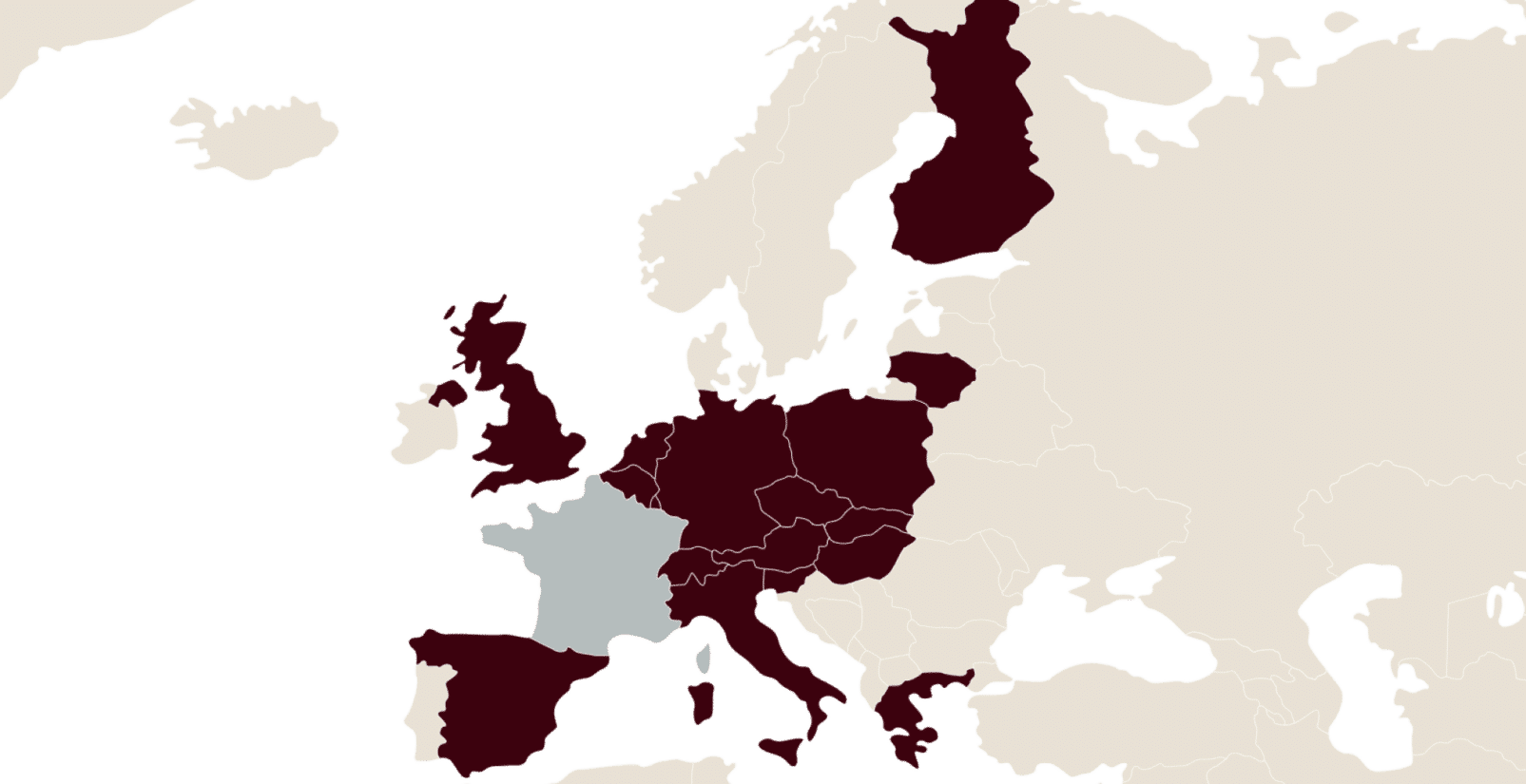 Carte de l'Europe avec la France en gris clair et plusieurs pays d'Europe de l'Ouest, Centrale, de l'Est et du Nord-Est en marron foncé.